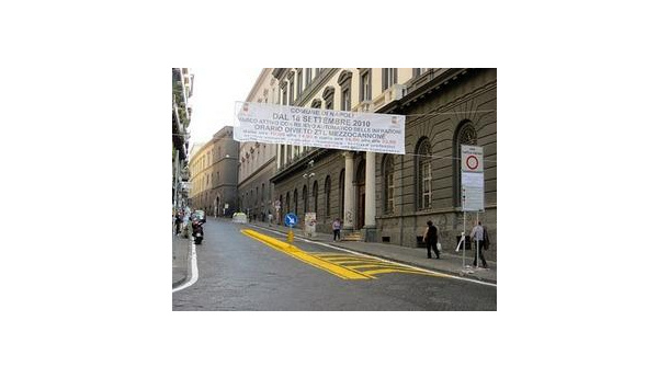 Immagine: Napoli: maxi ZTL e nuove aree pedonali nel Centro Storico. Il nuovo piano del Comune per la mobilità cittadina