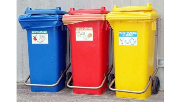 Immagine: Prestigiacomo-De Magistris-Conai, comune impegno per un ulteriore incremento della raccolta differenziata a Napoli