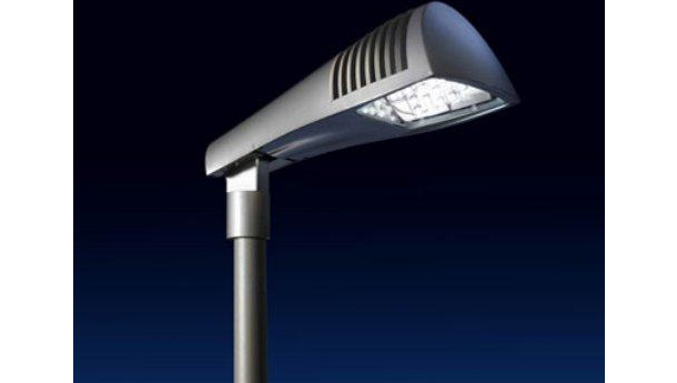 Immagine: Lampioni stradali che regolano l'intensità della luce: l'ultima frontiera del risparmio energetico