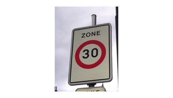 Immagine: Saronno a 30 all'ora tra i premiati del bando Comuni a 5 stelle 2011