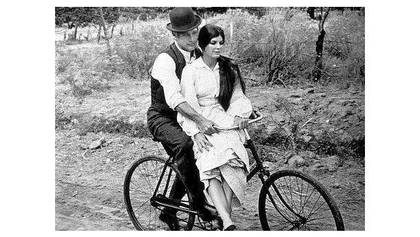 Immagine: FIAB: Raccontaci come usi la bici