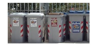 Scampia, da lunedì al via la differenziata porta a porta