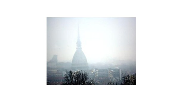 Immagine: Smog: 5 sforamenti consecutivi anche a Torino (ma potrebbero essere di più)