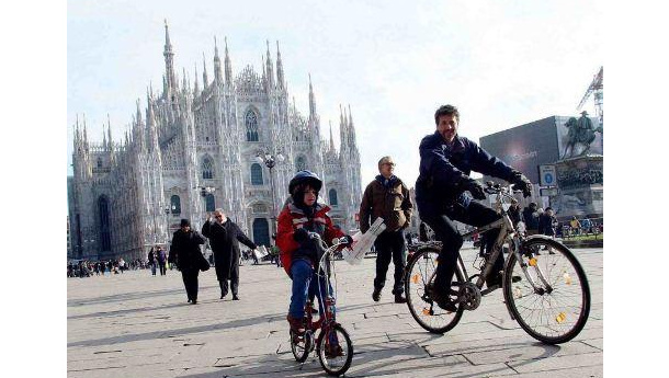 Immagine: Milano, Pm10: quante volte supererà la soglia per 14 giorni di fila?
