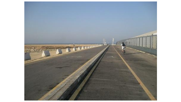 Immagine: Il premier libanese su Twitter: “Facciamo il bike sharing?”