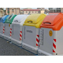 Immagine: Rifiuti: Scampia, la rivoluzione comincia porta a porta | Video