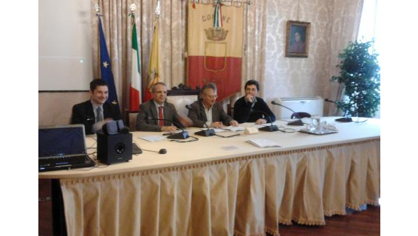 Immagine: Napoli vuole ridurre i suoi rifiuti. Il testo del dossier