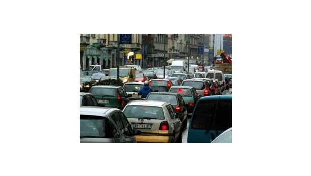 Immagine: Smog e blocchi del traffico: la rassegna del 7 dicembre 2011
