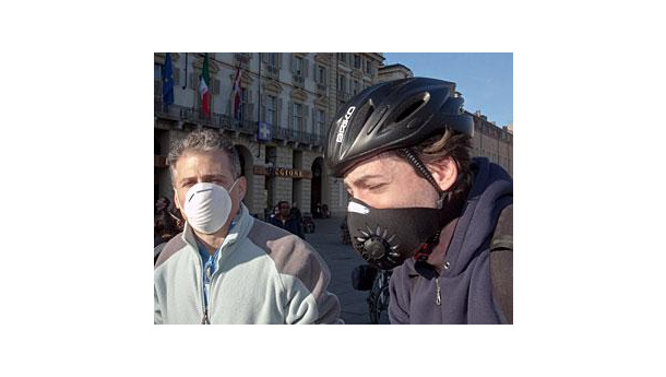 Immagine: Smog: rimandato al 19 dicembre il vertice tra Clini e i sindaci del Nord Italia