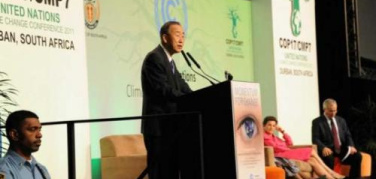 Durban, c'è l'accordo: nuovi impegni rinviati al 2015. Deluse le associazioni