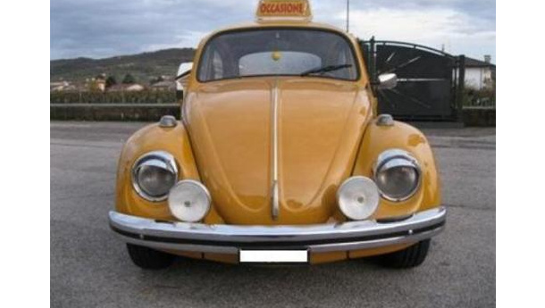 Immagine: La crisi ferma le quattro ruote: il 20% dei patentati ha rinunciato all'auto