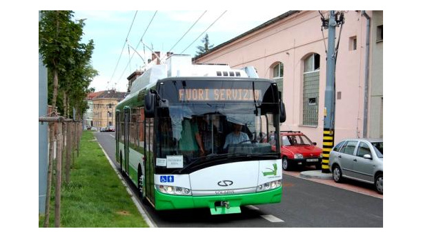 Immagine: Mobilità sostenibile in città: filobus elettrici per Cagliari