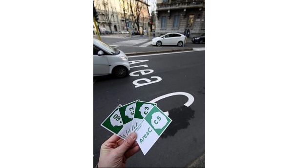 Immagine: Milano: lunedì 16 gennaio prende il via l'Area C