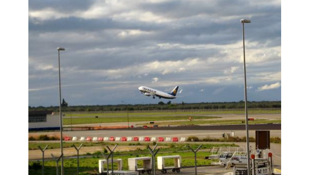 Immagine: Dalla stazione all'aeroporto di Bari in quindici minuti grazie ad un metrò