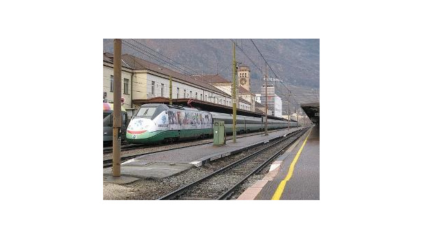 Immagine: Vendola si rivolge al Governo per “l’affaire” Trenitalia: 