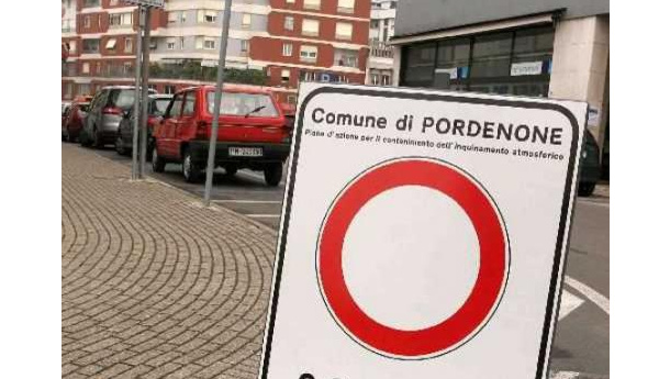 Immagine: Pordenone, smog sopra i limiti:  limitazioni al traffico domenica 22 e lunedì 23