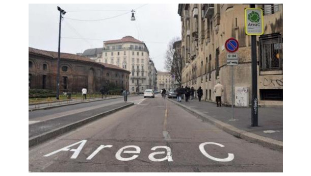 Immagine: Sciopero trasporti. Venerdì 27 sospesa Area C, potranno circolare anche i diesel Euro 3