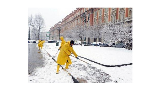 Immagine: Non si va a scuola col ghiaccio? Dopo il caso di Torino, 30 gennaio, il dibattito è aperto. In vista dell'ondata di gelo