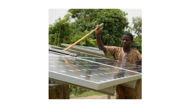 Immagine: Uk, un fondo per finanziare le rinnovabili nei Paesi poveri