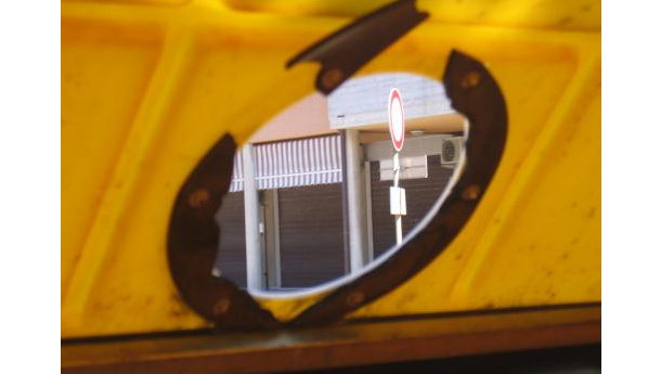 Immagine: Torino, lo specchio della crisi nei cassonetti: nel 2011 rifiuti ridotti del 3,4%