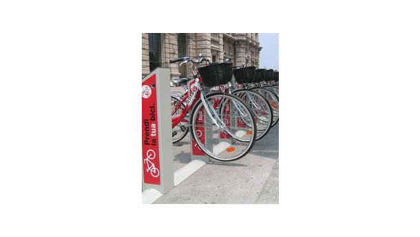 Immagine: Bari, bike sharing.  Attivate sette nuove stazioni