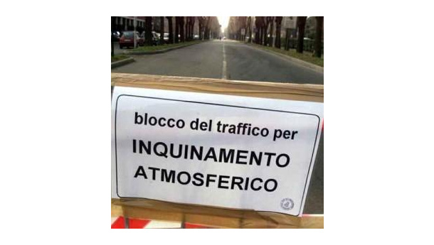 Immagine: Blocchi del traffico, la Regione Emilia Romagna valuta un incremento. La protesta di Confcommercio