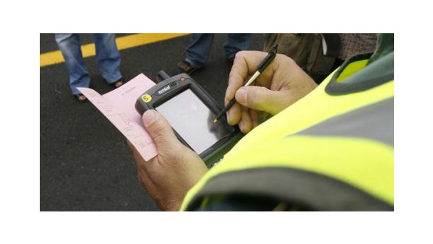 Immagine: Milano: con Area C meno multe di Ecopass. Duemila verbali in meno per le ultime deroghe concesse