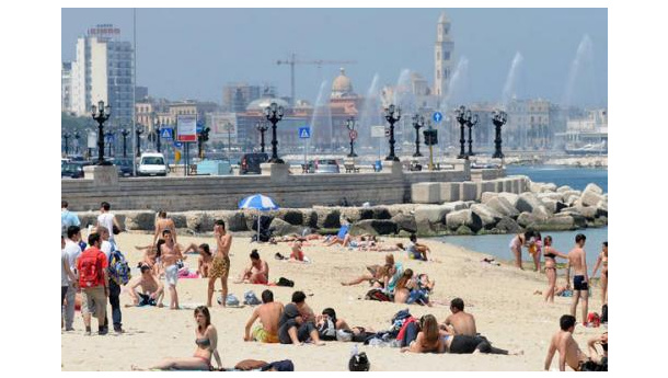 Immagine: Comune di Bari: le spiagge pubbliche saranno pulite per il weekend pasquale