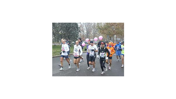 Immagine: Milano. Il 15 aprile DomenicAspasso e City Marathon. Regole, deroghe e iniziative