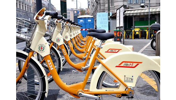 Immagine: Bikemi: boom di utilizzi ma bici insufficienti
