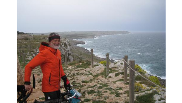 Immagine: #Salvaiciclisti. Viaggio in Puglia in bici per una settimana: intervista a un ciclista esperto
