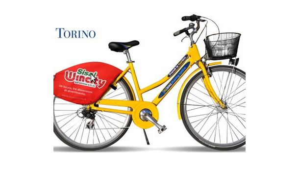 Immagine: [TO]bike: inaugurata in via Livorno la prima stazione finanziata da privati