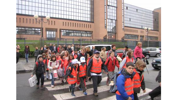 Immagine: Lanciato a piedi il concorso 