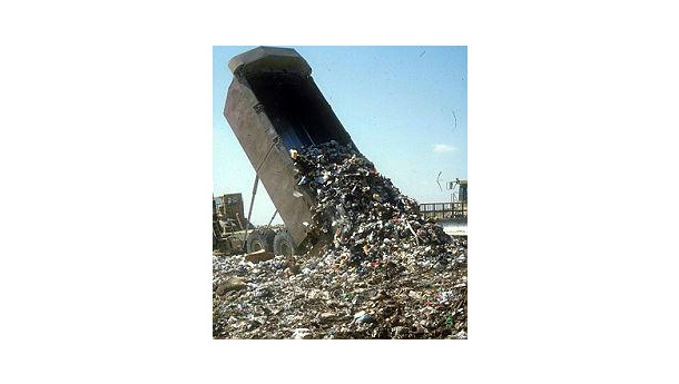 Immagine: Roma, rifiuti. L'8 maggio firma del Patto e scelta del sito per la discarica temporanea