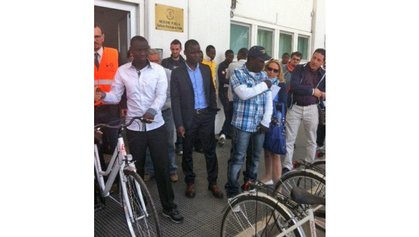 Immagine: Puglia, la regione offre cento biciclette alle strutture che accolgono i migranti