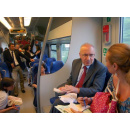 Immagine: Saitta viaggia con i pendolari della  Pinerolo - Torre Pellice, una delle 12 linee soppresse. Il video e le reazioni