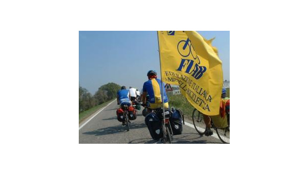 Immagine: Fiab e Regione Lombardia: una convenzione per fare il punto annuale sugli interventi a favore della ciclabilità