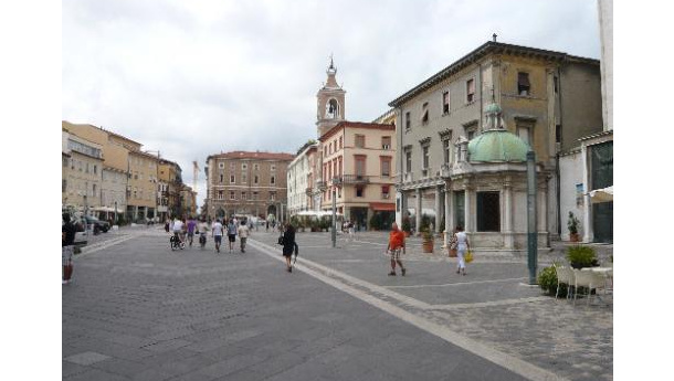 Immagine: Rimini: un blog per decidere il nuovo sistema di raccolta rifiuti nel centro storico