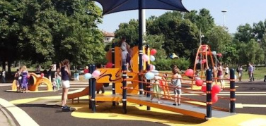 Inaugurata nel Parco Formentano “Giochiamo Tutti”, la prima area giochi per bimbi disabili