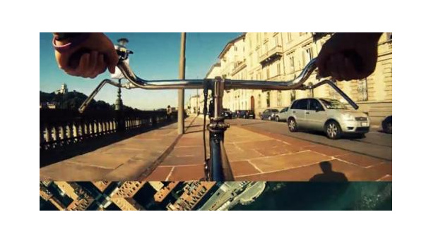 Immagine: I dolori del giovane ciclista (derubato)