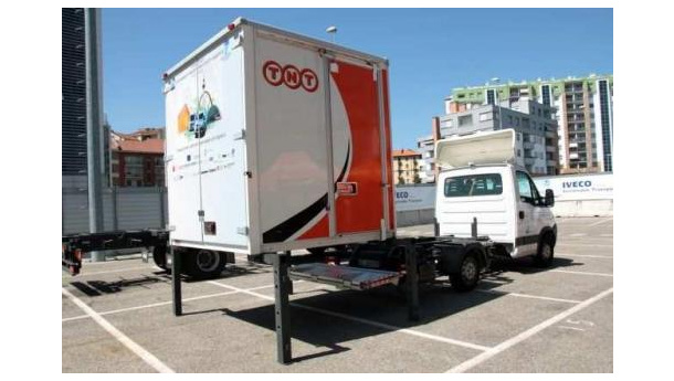 Immagine: Logistica: per ridurre i km percorsi TNT sperimenta un avamposto in via Borsellino