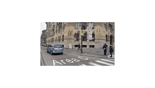 Immagine: Area C: minori introiti, più successo