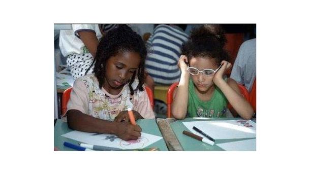 Immagine: Cittadinanza italiana ai figli di stranieri: perchè? Per far bene la raccolta differenziata