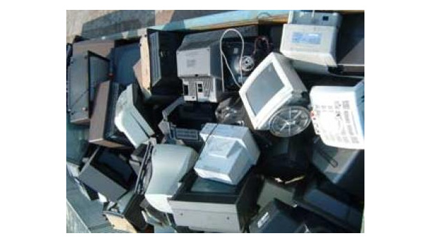 Immagine: Nuova direttiva europea sui rifiuti elettrici ed elettronici. CdC RAEE: 