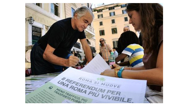 Immagine: Referendum di “Roma Sì Muove” in bilico: mancano gli autenticatori