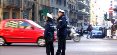 Torino. Domenica ecologica 7 ottobre: polemica per le troppe auto, i vigili non fanno le multe