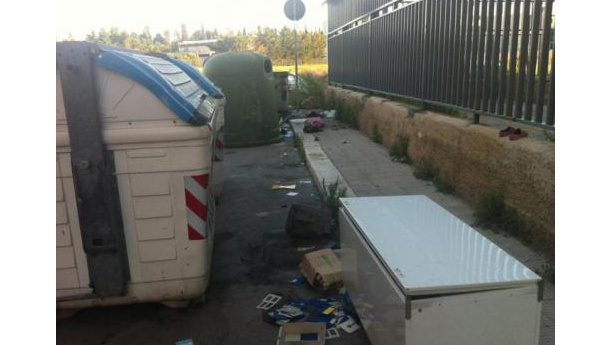 Immagine: Bari, perché non si estende ancora la raccolta differenziata a tutta la città?