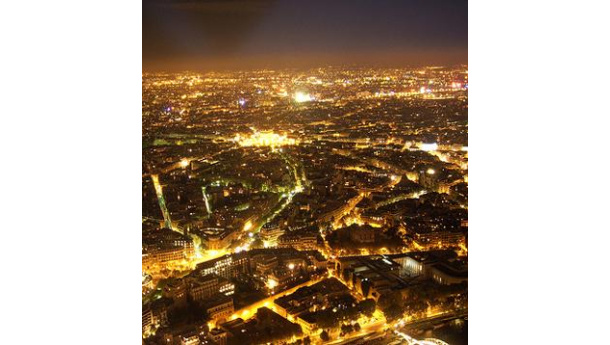 Immagine: Cieli bui, protestano i Comuni di Bologna e Bari
