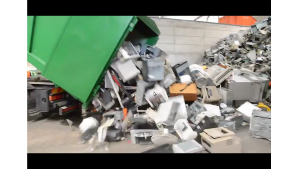 Immagine: RAEE. Beato chi lo sa. | Video