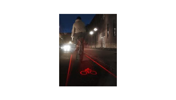 Immagine: Ciclisti di notte, fatevi vedere